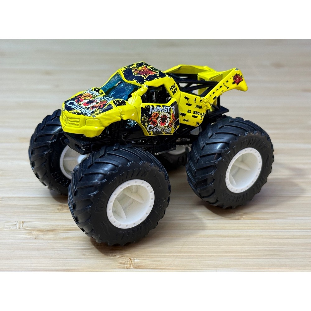 Hot Wheels Monster Trucks Monster Control Yellow Crushed Body Diecast 1:64